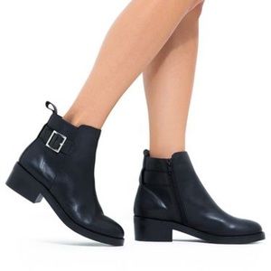 SHOEMINT Black Chelsea Boots, Size 10